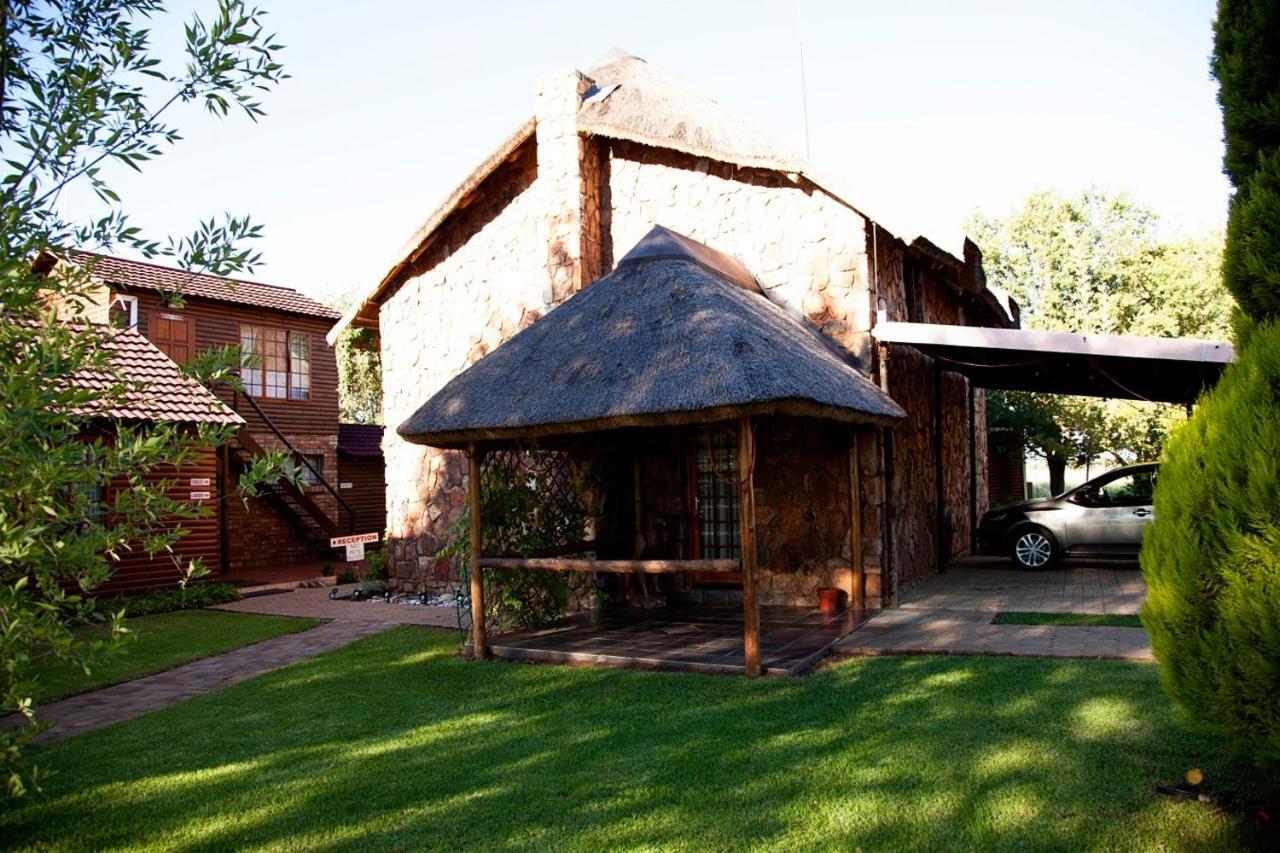 Fairhaven Guest House Klerksdorp Exterior photo