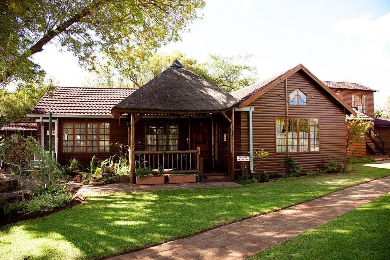 Fairhaven Guest House Klerksdorp Exterior photo